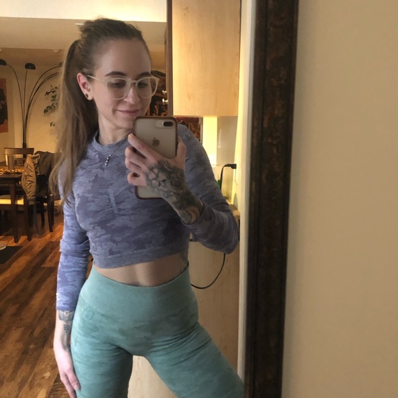 Gymshark 🚫🚫SOLD🚫🚫 - Picture 4 of 6